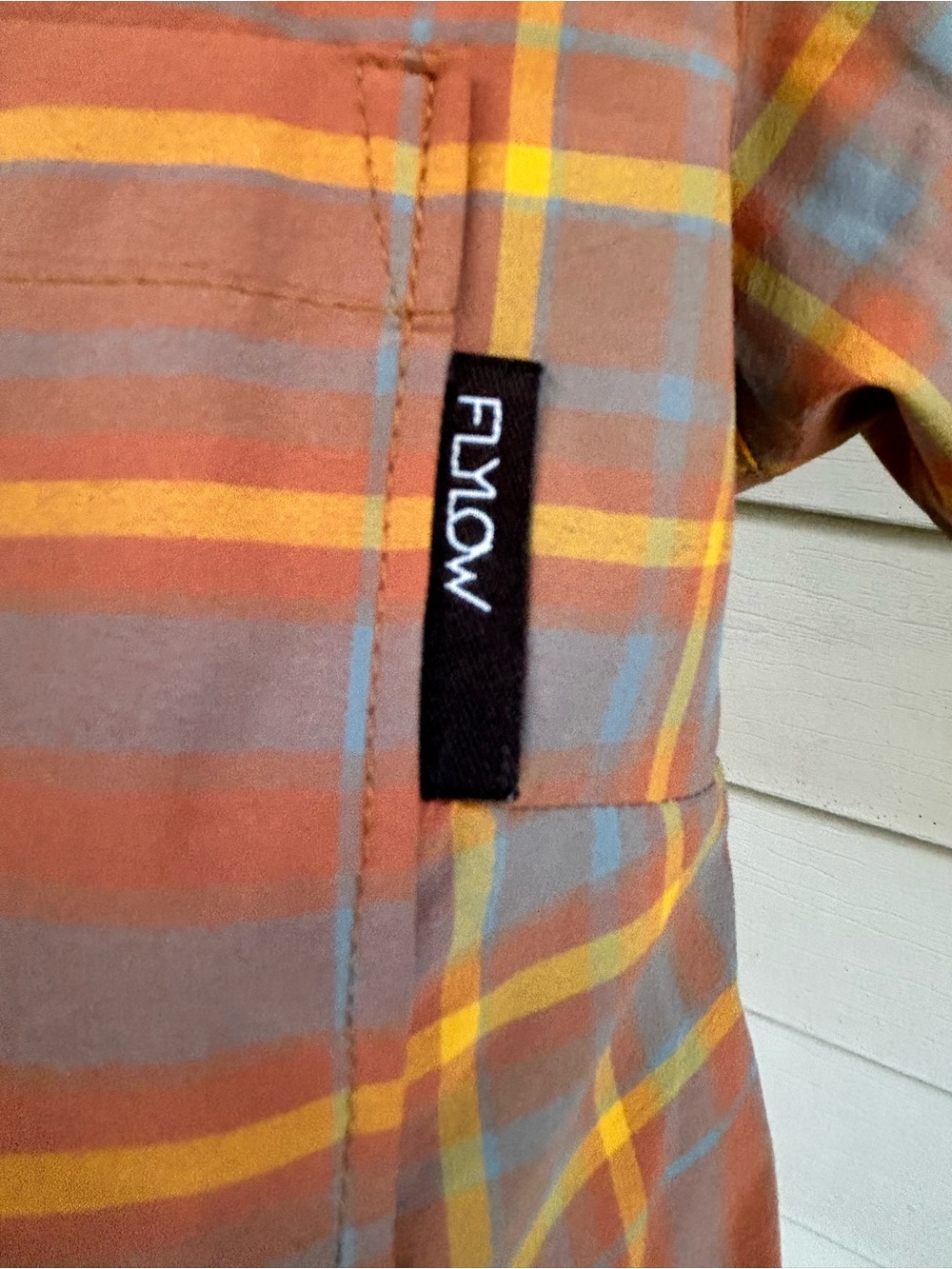 Flylow NWOT Plaid Outdoors Technical Durable Ladies Snap Front Size Medium - Picture 5 of 7